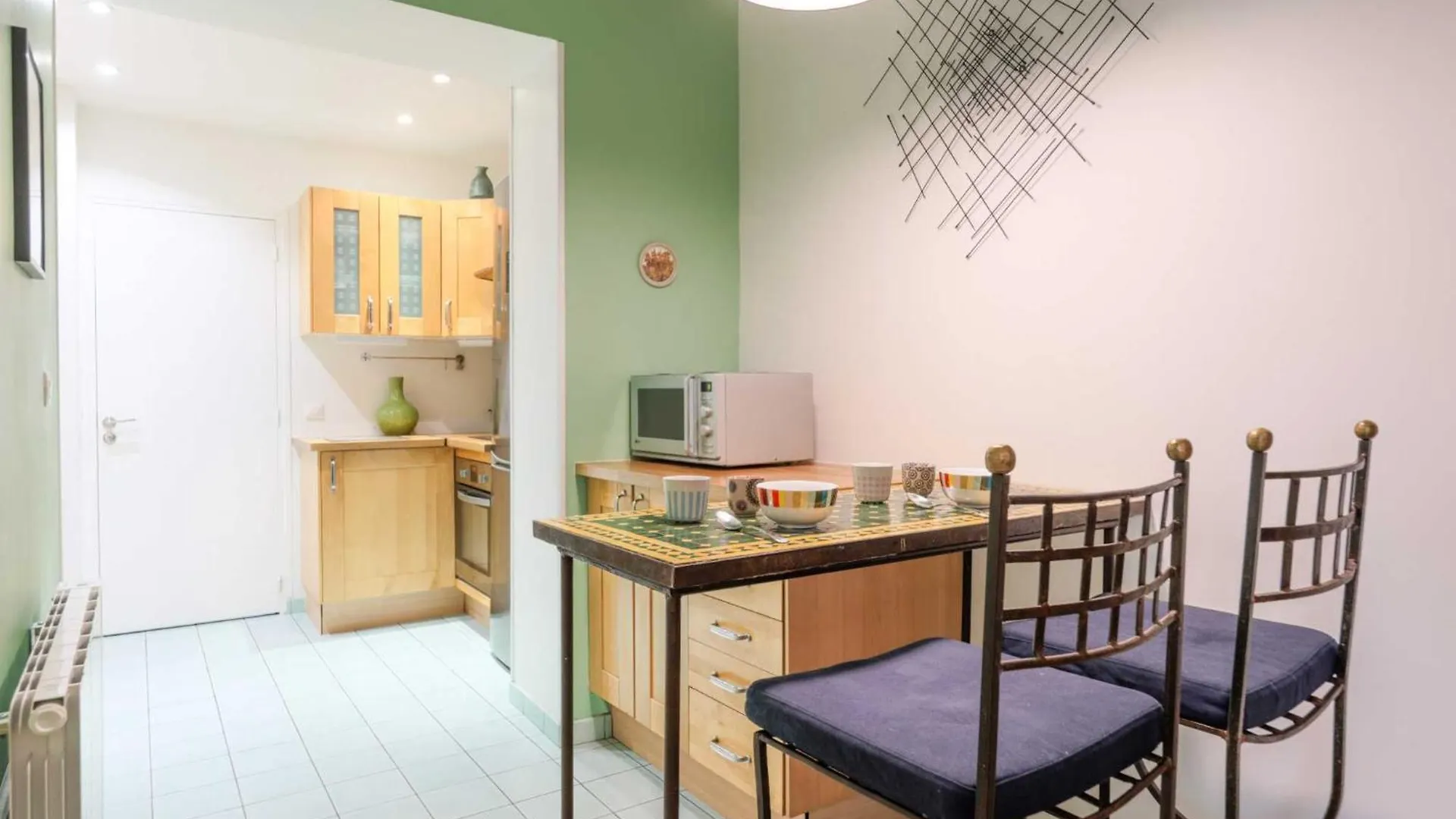 Spacious - 2br-6p - Bastille Apartment *