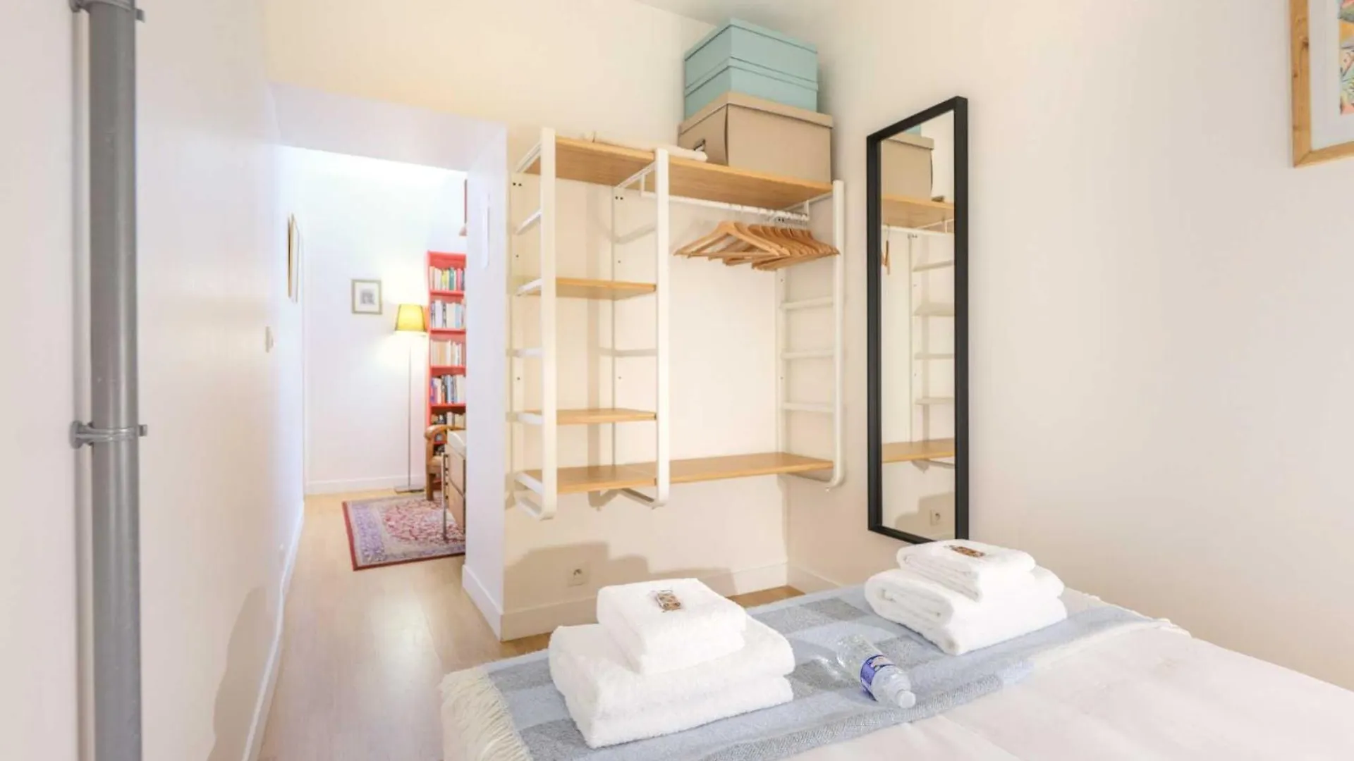 Spacious - 2br-6p - Bastille Apartment *